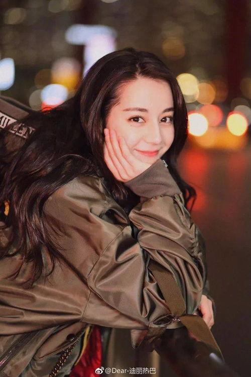 明星网红笨笨桶,揭秘网络红人的魅力与影响力