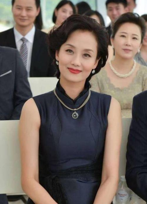 孩子追求明星网红,孩子眼中的网红偶像世界