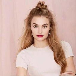 明星网红弄头发,引领时尚潮流的发型变革