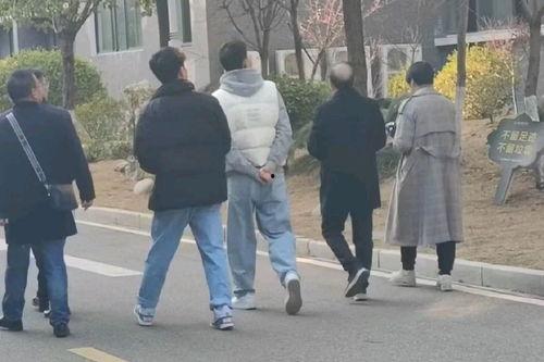 吃瓜网曝黑料2024,揭秘娱乐圈幕后真相